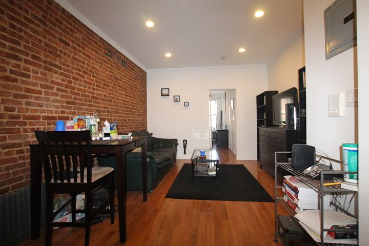 1st image of 319 E 90th St #4RE