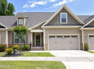 15 Winged Foot Rd #8, Pinehurst, NC 28374