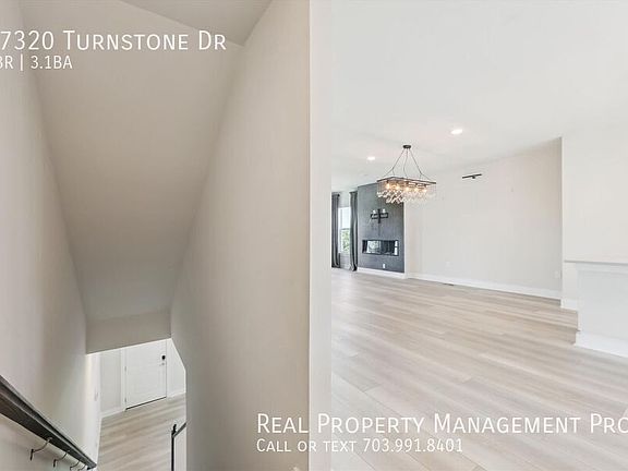 3rd image of 17320 Turnstone Dr