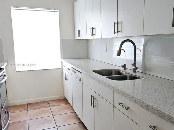 4907 SW 137th Ct, Miami, FL 33175