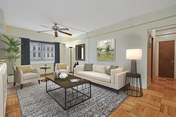 Sold by Avenue Sotheby's International Realty | media 23