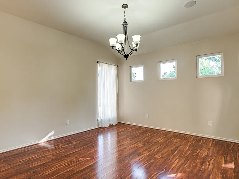 4802 Amherst St — Photo 17