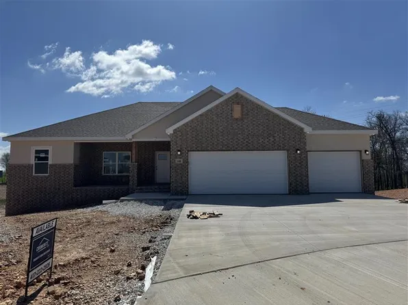 608 N Baywood Drive, Nixa, MO 65714