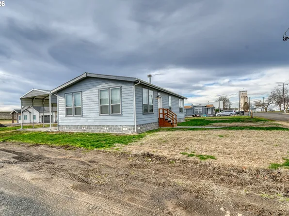 105 Columbia St, Helix, OR 97835