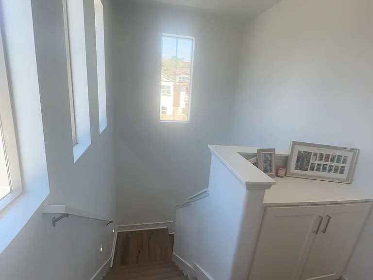 680 Edward Scholle Dr — Photo 9