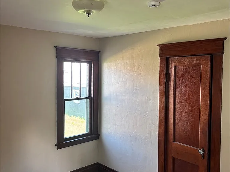 46 Kirkwood Dr #LOWER — Photo 7