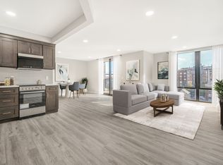 26-19 2nd St #401, Astoria, NY 11102