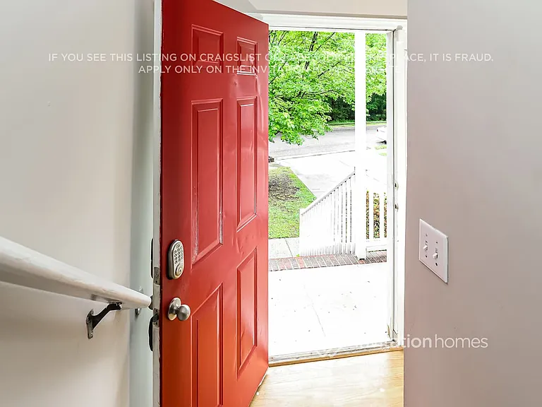 1511 Vance St — Photo 5