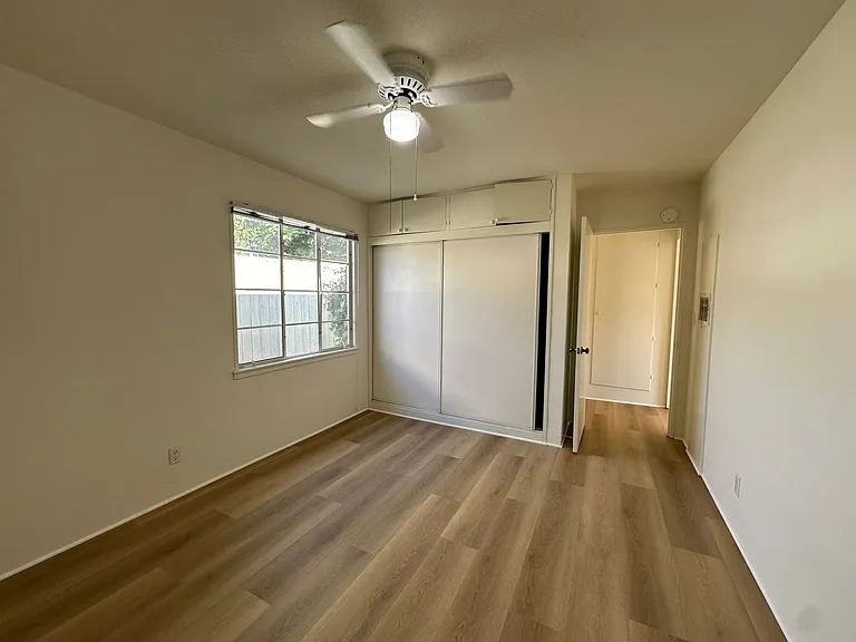 22 W Pedregosa St — Photo 8