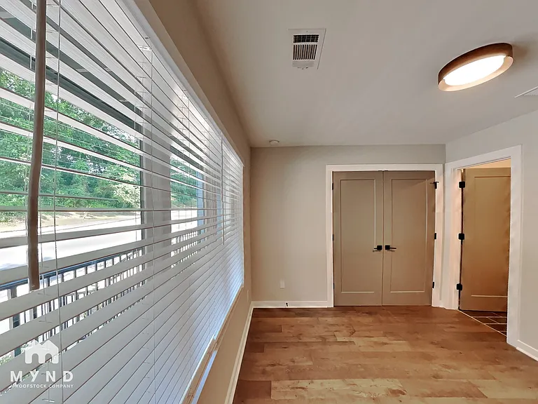 1447 Walker Pl SE — Photo 5