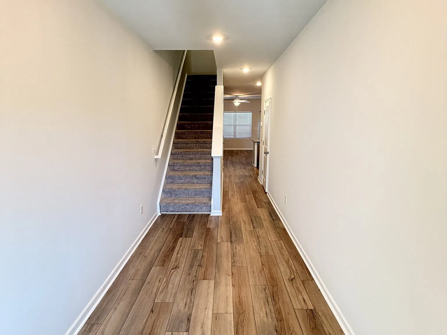 2 bed, 1678 sqft, $1,600 — Photo 3