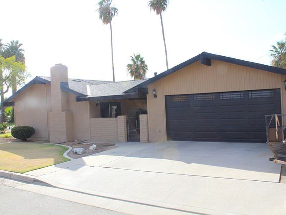 2nd image of 8824 Butternut Ave
