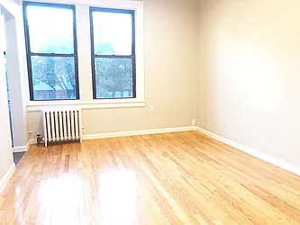 Rented by NY Space Finders Inc.