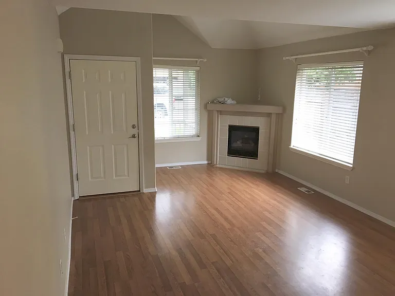 14058 SE Summerfield Loop — Photo 3