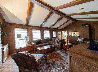 1222 Pear Tree Ln, Houston, TX 77073