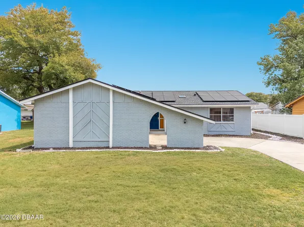 2927 Foxcroft Ln, South Daytona, FL 32119