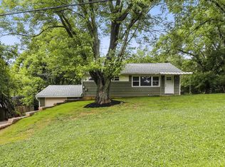 6040 Parrakeet Dr, Cincinnati, OH 45247