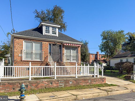 2nd image of 5432 Call Pl SE