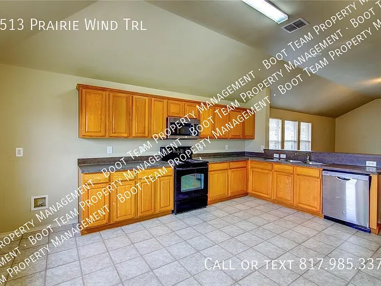 8513 Prairie Wind Trl — Photo 9