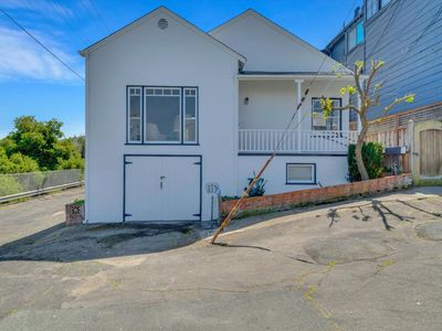 1207 Flora St, Crockett, CA, 94525