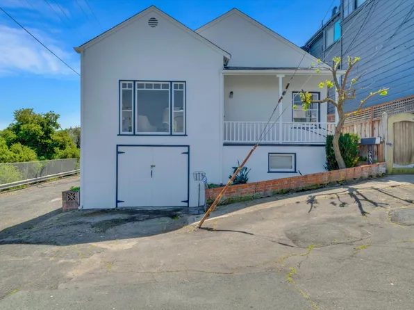1207 Flora St, Crockett, CA 94525