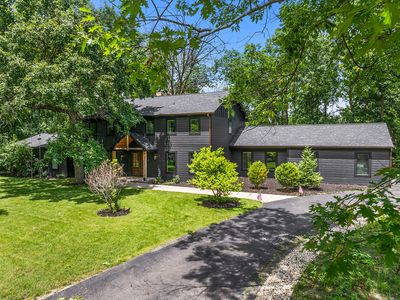 692 S Waukegan Rd, Lake Forest, IL, 60045