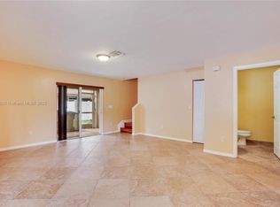 5901 Manchester Way, Fort Lauderdale, FL 33321