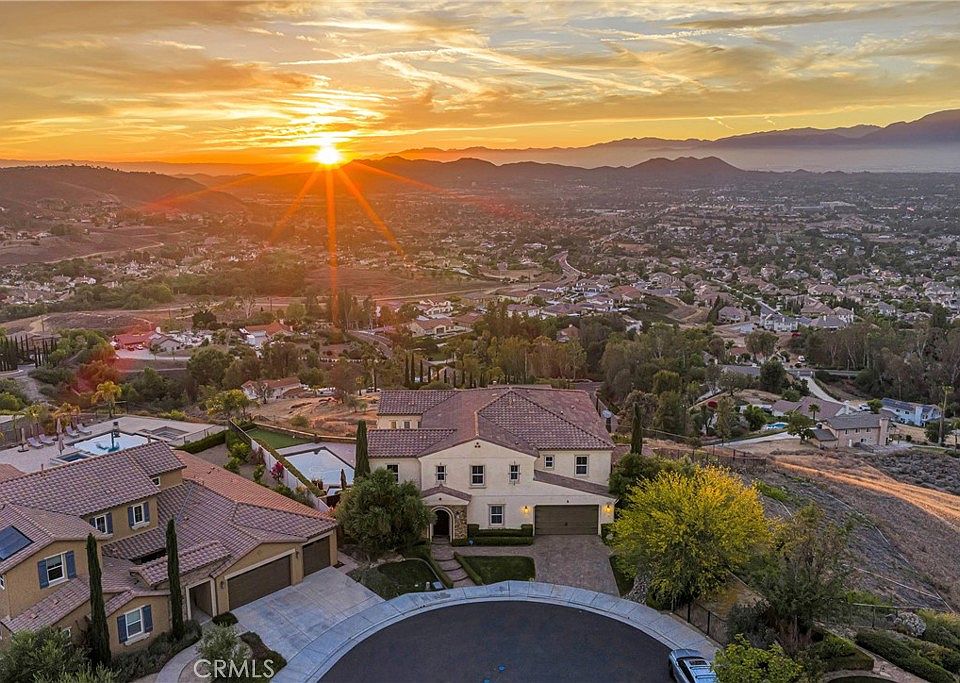 16727 Pienza Ct, Riverside, CA 92503 | MLS #OC26145541 | Zillow