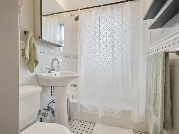 138 71st Street image 11 of 20