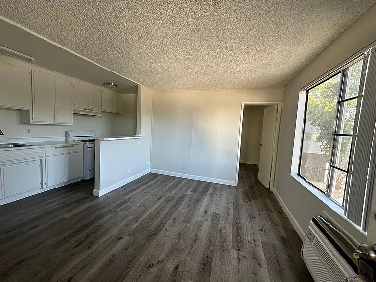 Lassen Carriage House LLC — Photo 12