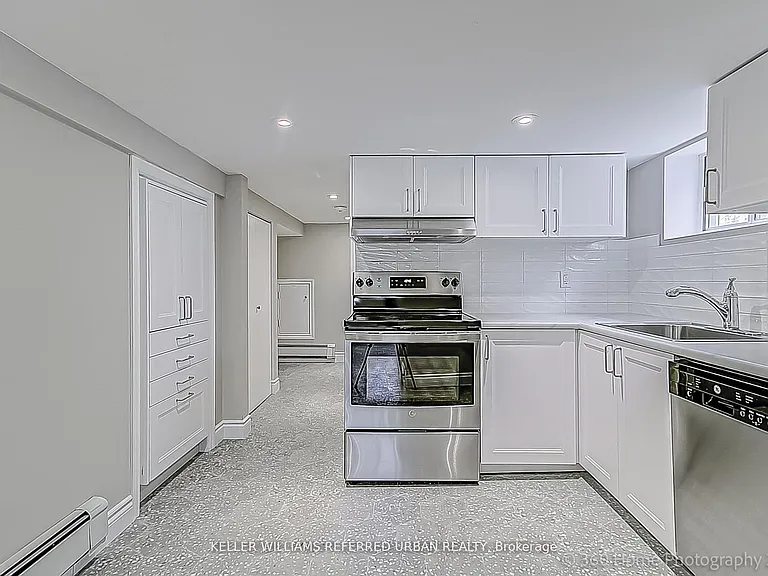 554 Caledonia Rd #BASEMENT — Photo 13