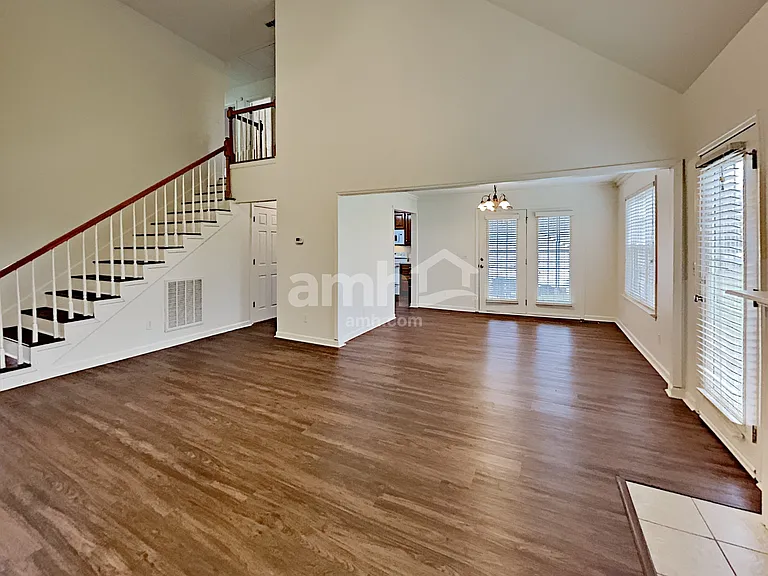 1914 Amacher Dr — Photo 6