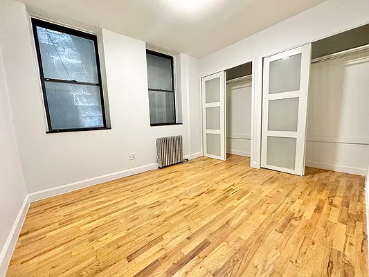 Rented by Compass | media 10