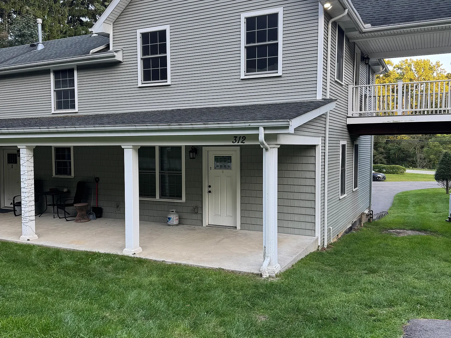 3 bed, 1400 sqft, $1,450 — Photo 3