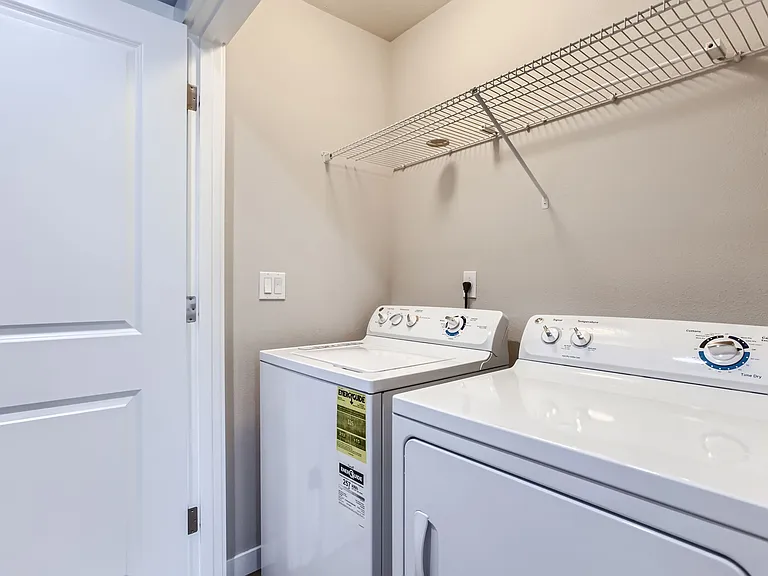 14060 SW Compass Dr — Photo 34