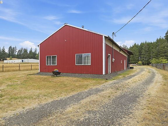 3rd image of 24137 Warthen Rd