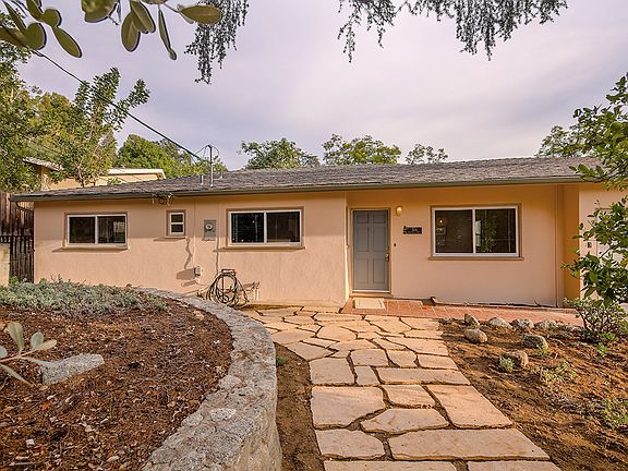 4th image of 554 Norumbega Dr