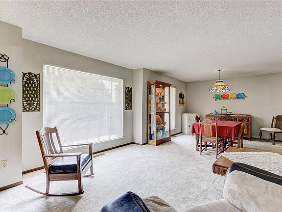 5th image of 4305 Saint George Dr