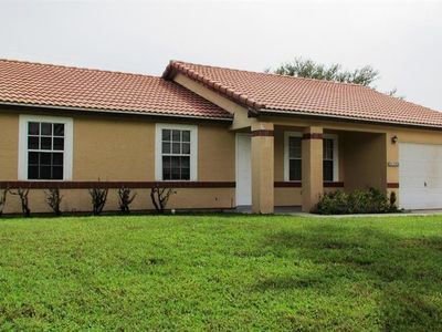 2832 SW Ann Arbor Rd, Port Saint Lucie, FL, 34953