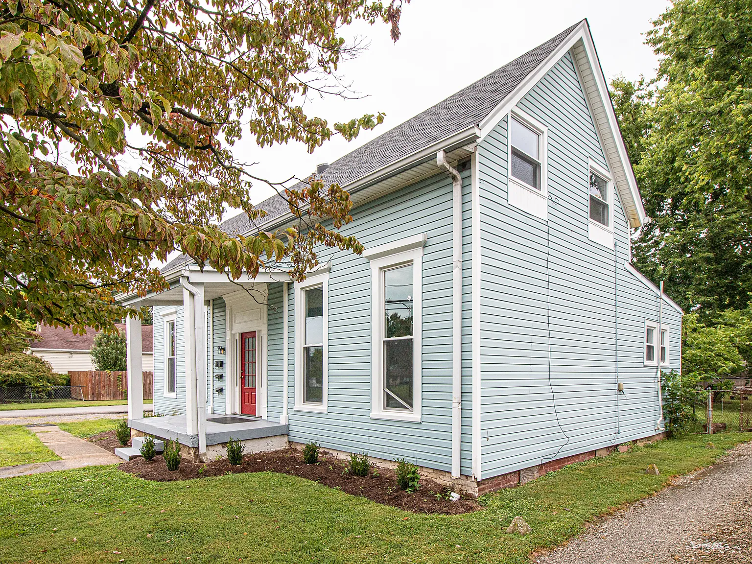 3 bed, 1800 sqft, $1,850 — Photo 3