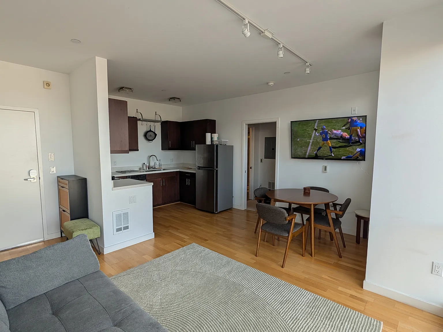 1 bed, 500 sqft, $3,850 — Photo 2