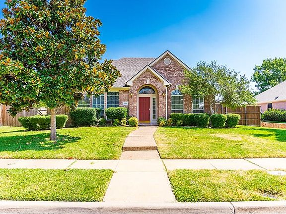 5th image of 1700 Amber Ln