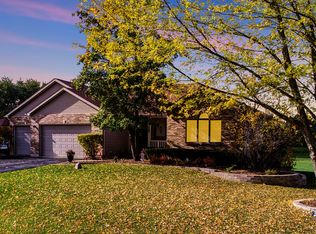 1809 W Cobblestone Ln, McHenry, IL 60051