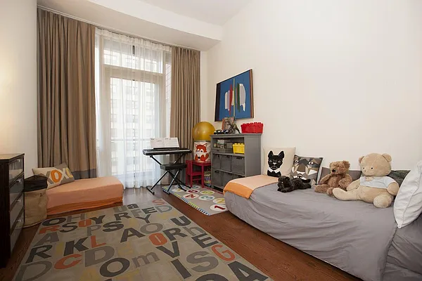 Rented by Engel & Völkers New York City | media 16