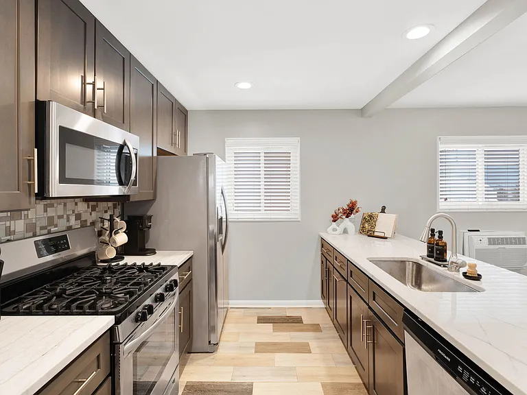 1809 W Farnum Ave #3 — Photo 15