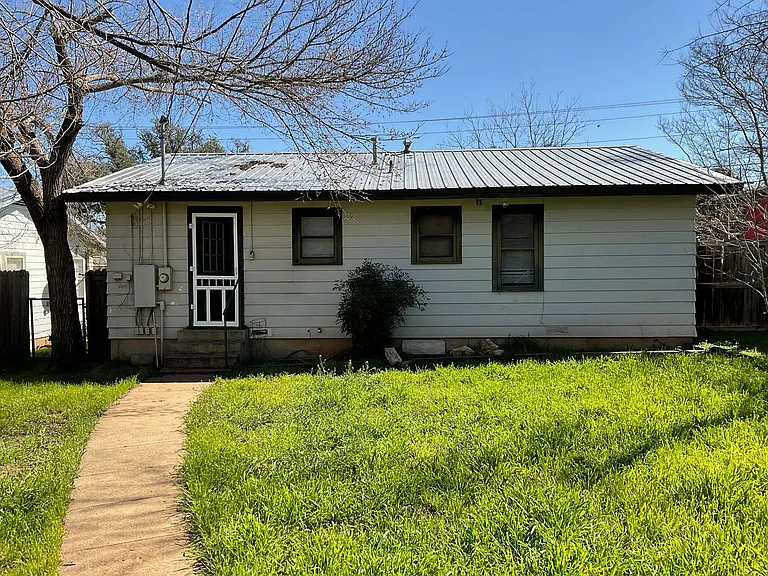 1007 Flag St — Photo 9