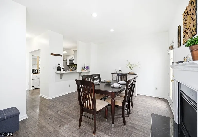 216 Barringer Dr — Photo 12