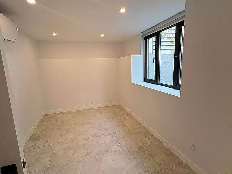 23-60 33rd St #1 — Photo 10