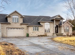 6105 Rizzo Nicola Rd, Essex, ON N0R 1G0