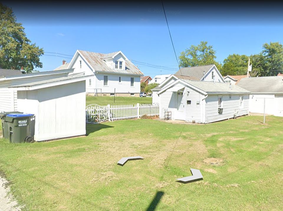 2nd image of 330 Watertower Ln